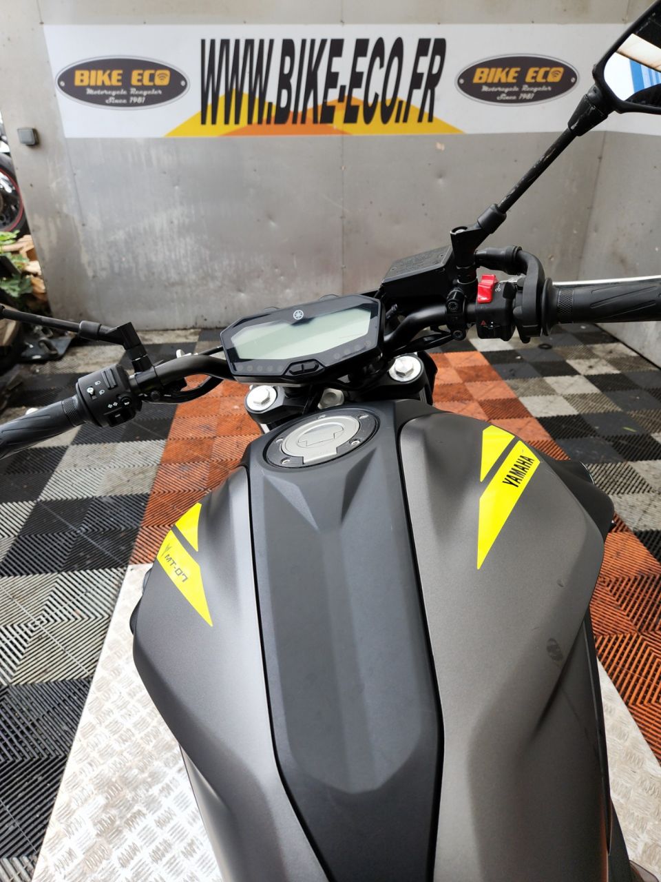 YAMAHA MT-07 (47.5CV) 4