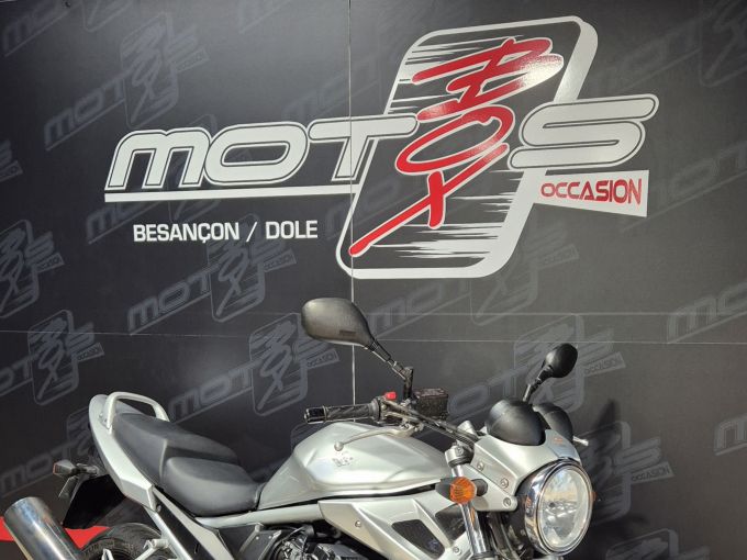 SUZUKI GSF 650 N BANDIT 4