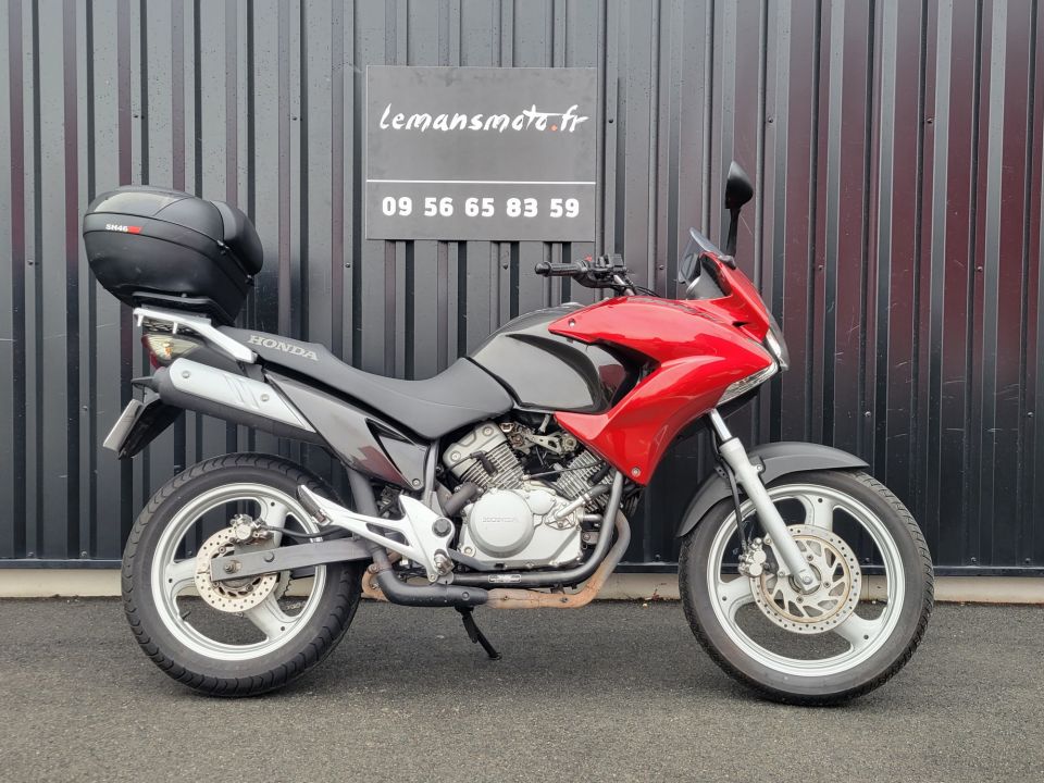 HONDA VARADERO 125 4