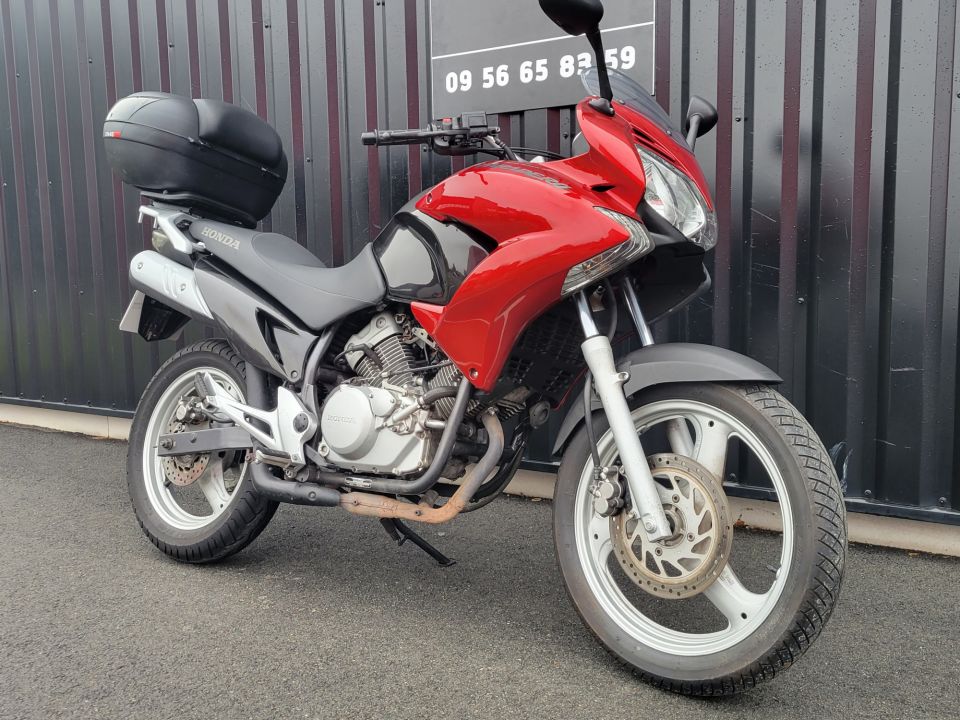 HONDA VARADERO 125 4