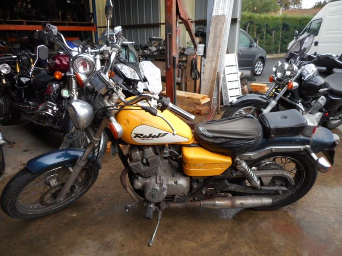 HONDA 125 REBEL 4