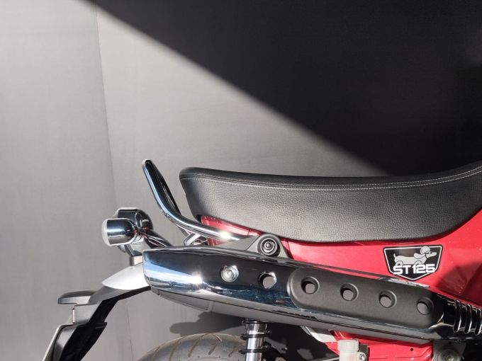 HONDA DAX ST 4