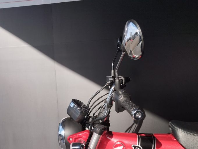 HONDA DAX ST 4