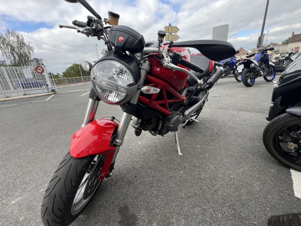 DUCATI 1100EVO MONSTER 4