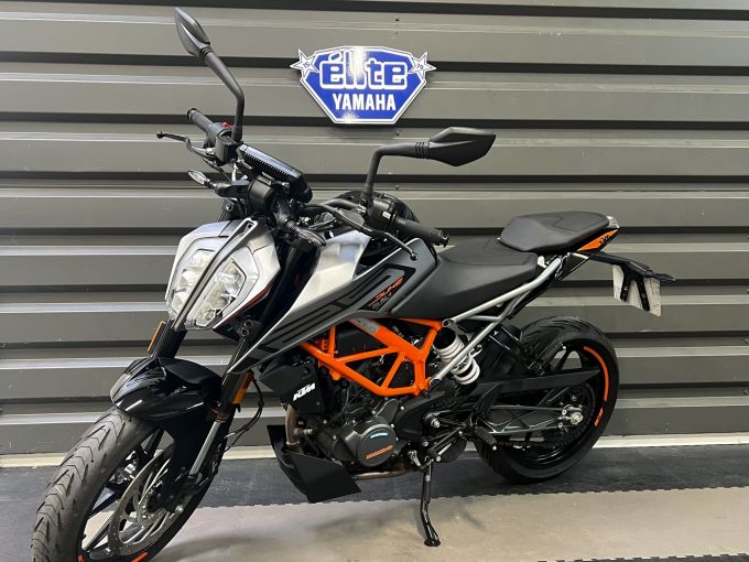 KTM 125 DUKE ABS 4
