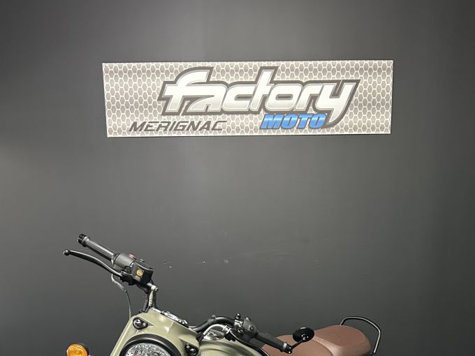 ROYAL ENFIELD CLASSIC 4