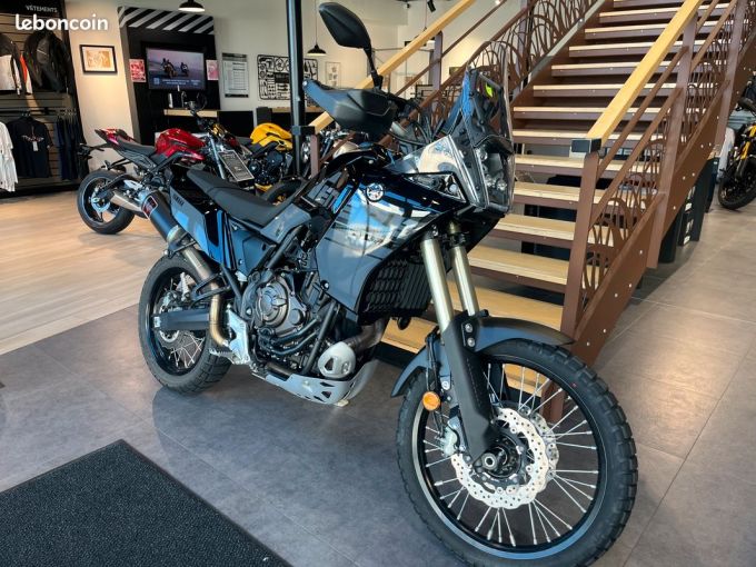 YAMAHA XTZ TENERE 700 4