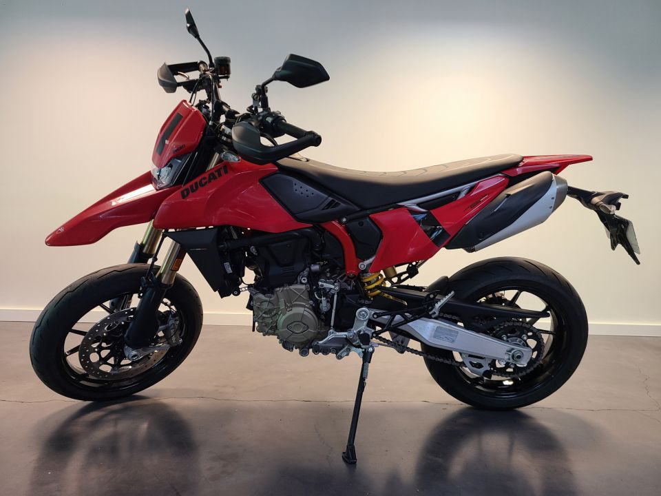 DUCATI HYPERMOTARD 4
