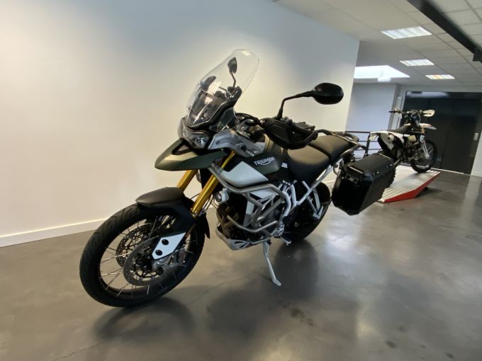 TRIUMPH TIGER 900 RALLY PRO 4