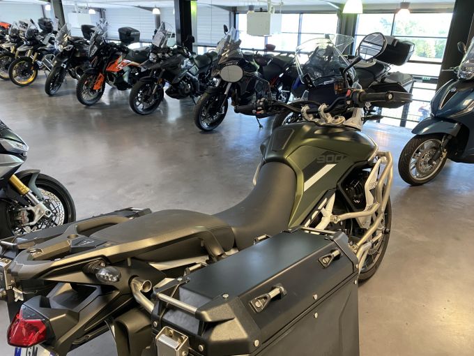 TRIUMPH TIGER 900 RALLY PRO 4