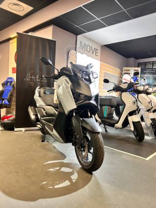 YAMAHA XMAX 125 TECH MAX - 2025