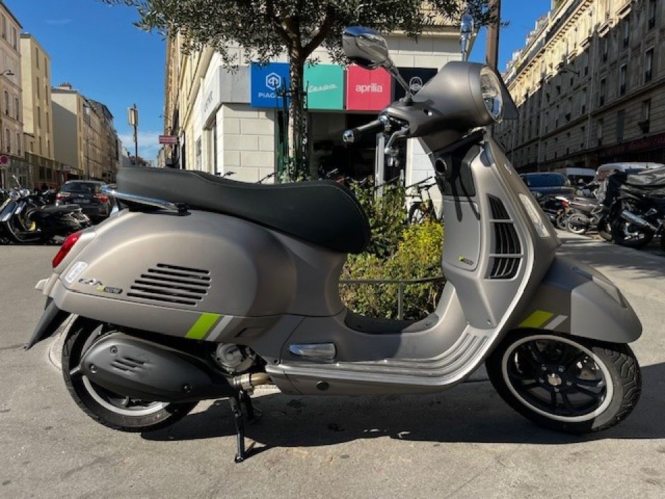 VESPA GTS SUPERTECH 4