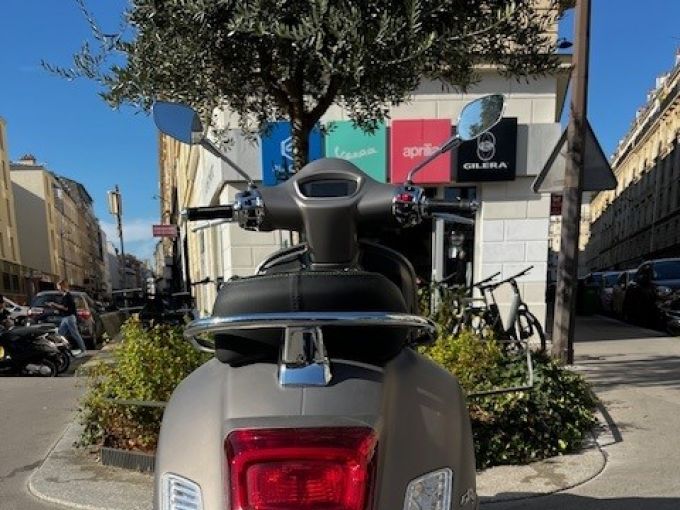 VESPA GTS SUPERTECH 4