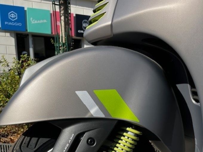 VESPA GTS SUPERTECH 4