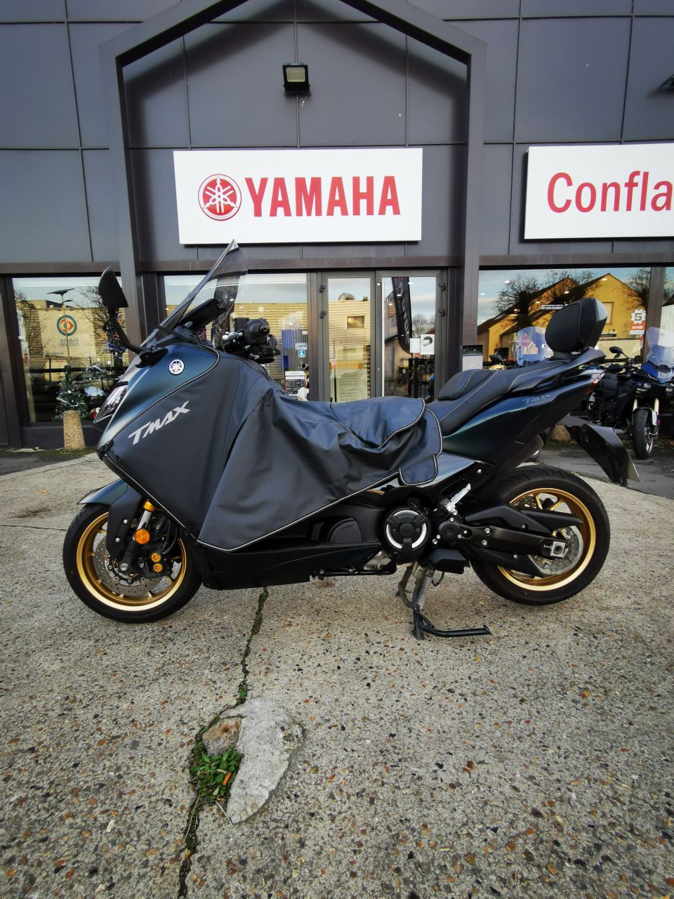 YAMAHA XP T-MAX 560 TECH MAX 4