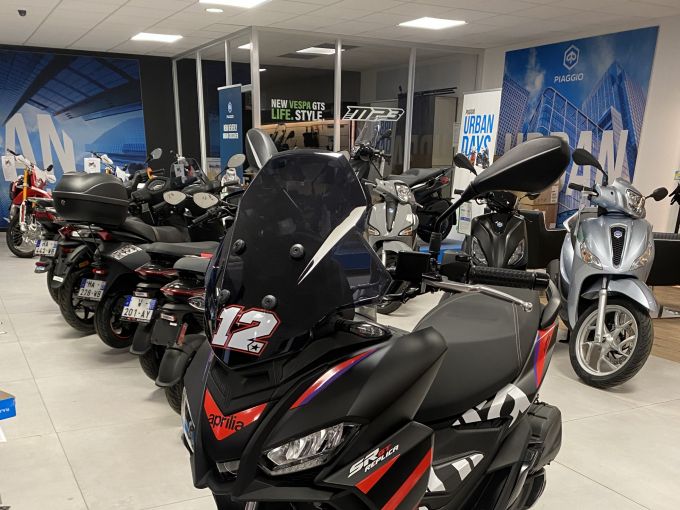 APRILIA SR 125 GT REPLICA 4
