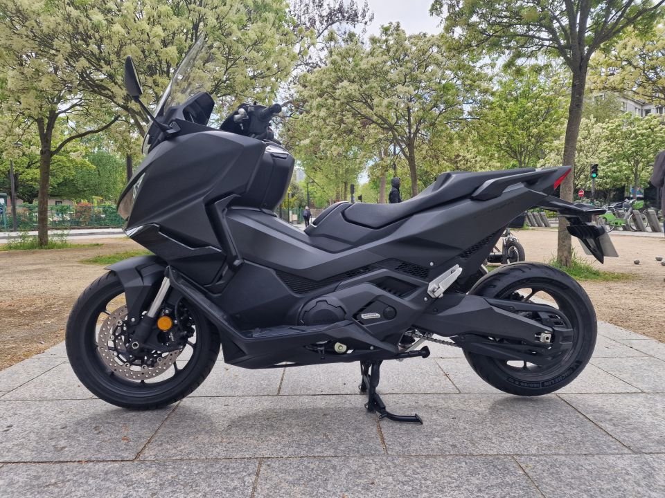 HONDA NSS FORZA 750 4