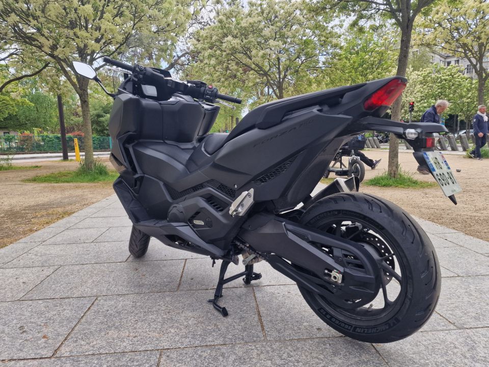 HONDA NSS FORZA 750 4