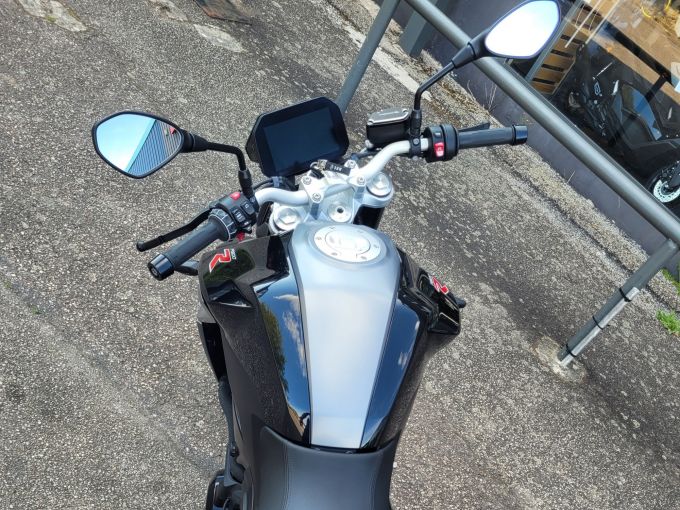 BMW F 900 R 4
