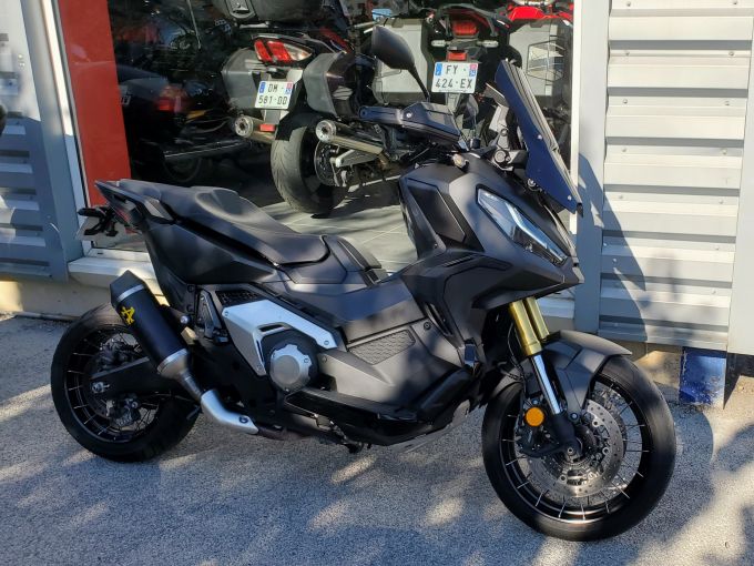 HONDA X-ADV 4
