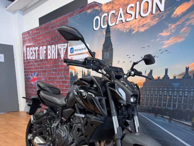 YAMAHA MT-07 (47.5CV) 4