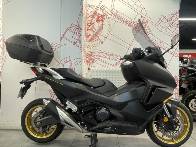 HONDA NSS FORZA 750 4