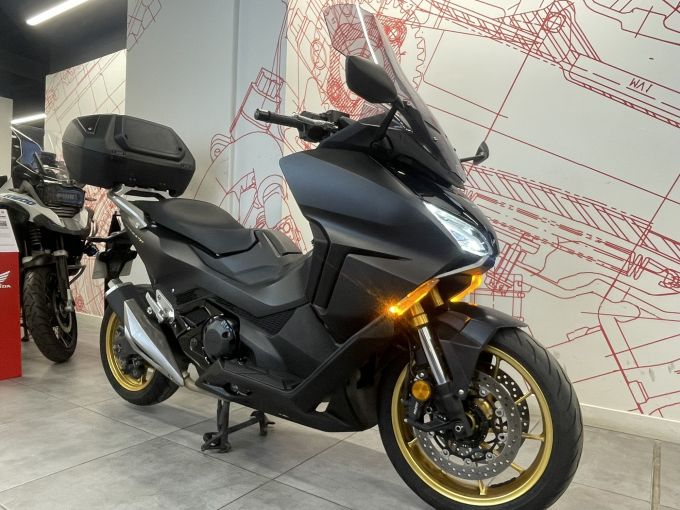 HONDA NSS FORZA 750 4