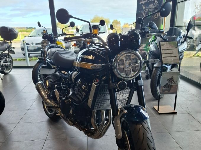KAWASAKI Z 900 4