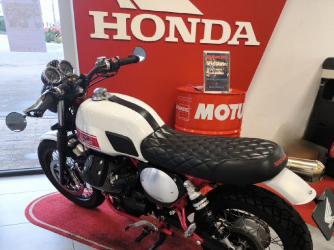 MOTO GUZZI V7 II SPECIALE ABS 750 4