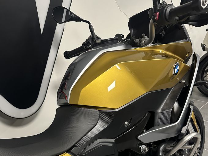 BMW F 900 XR 4