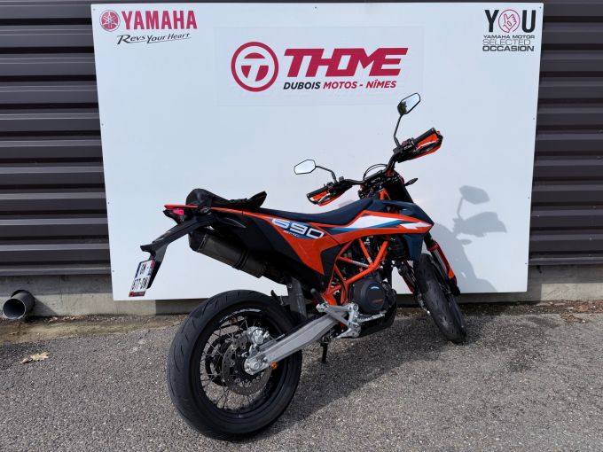 KTM 690 SMC R 4