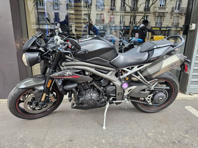 TRIUMPH SPEED TRIPLE 1050 RS 4