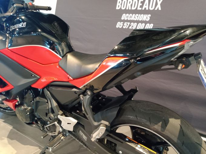 KAWASAKI NINJA 650 4