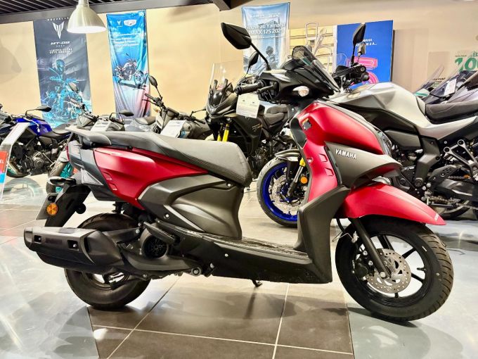 YAMAHA RayZR 125 4