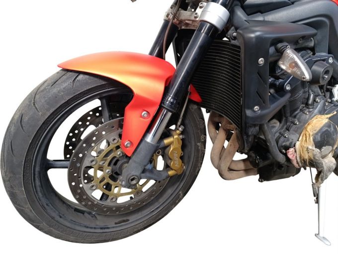 TRIUMPH STREET TRIPLE 675 R 4