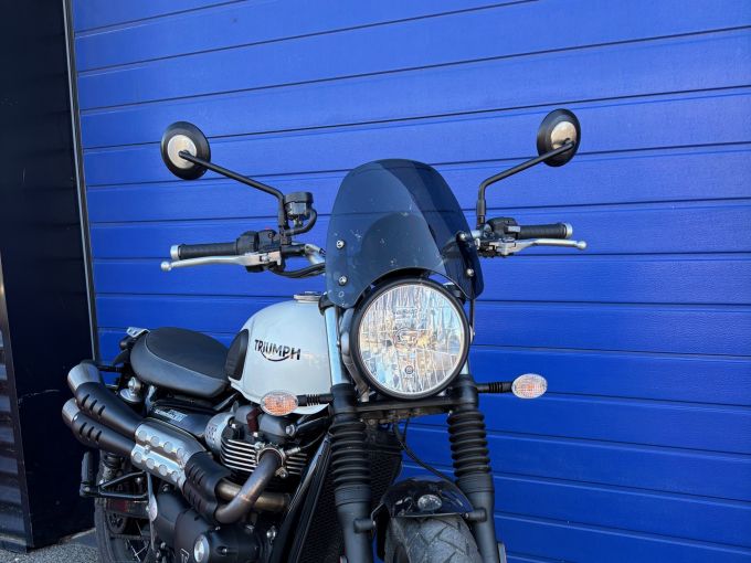 TRIUMPH STREET SCRAMBLER  900 4