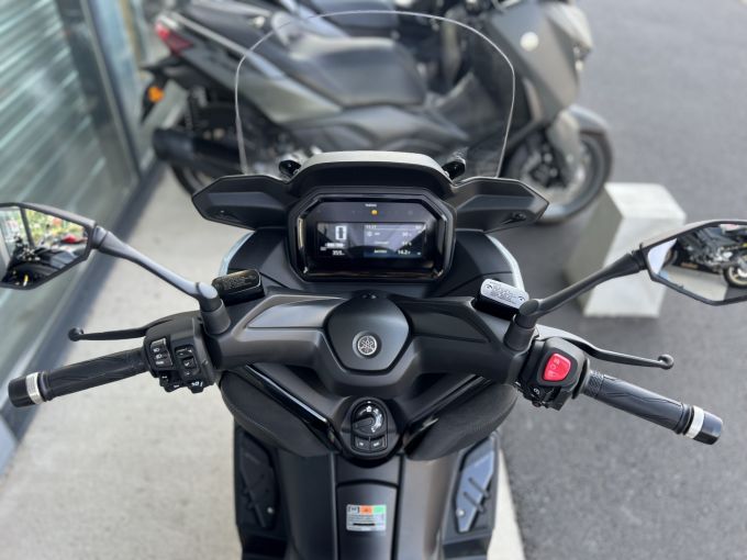 YAMAHA XMAX 125 TECH MAX 4