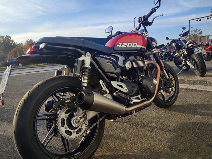 TRIUMPH SPEED TWIN 1200 4