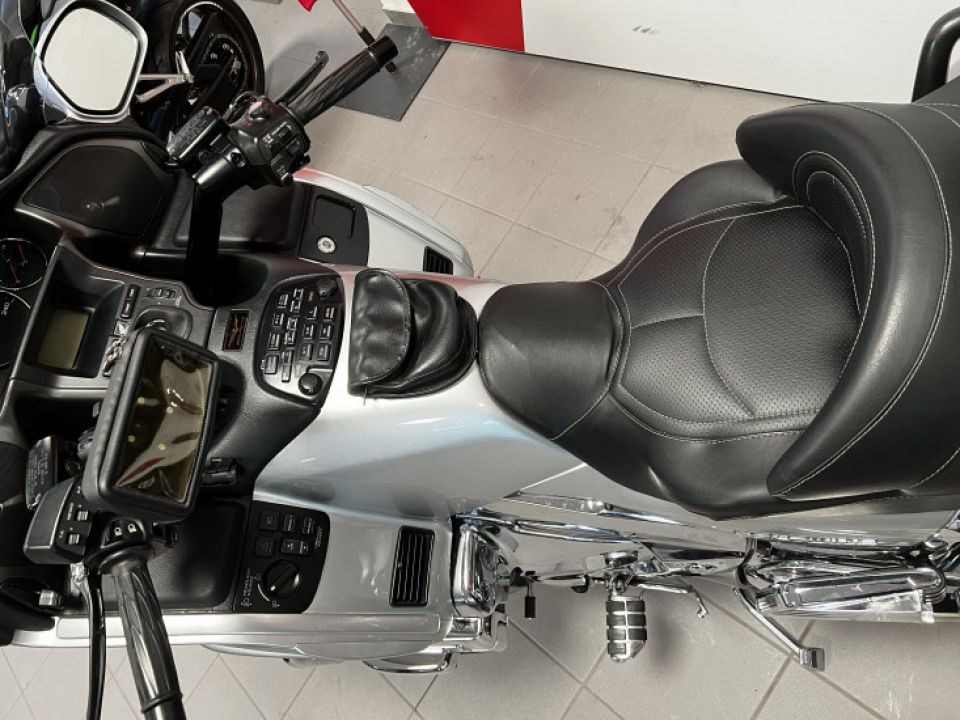 HONDA GL1800 GOLDWING 4