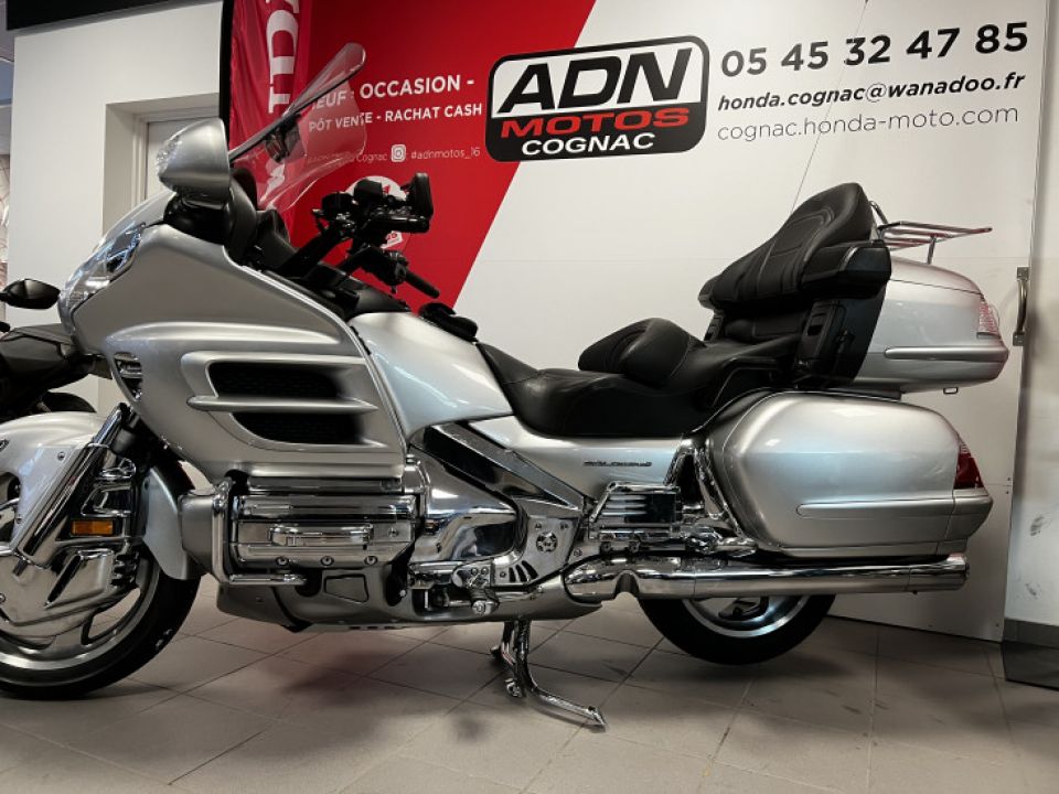 HONDA GL1800 GOLDWING 4