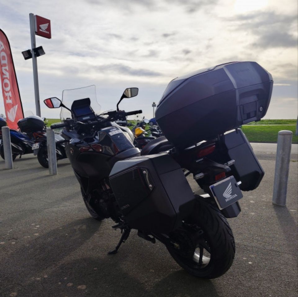 HONDA NT1100 DCT 4