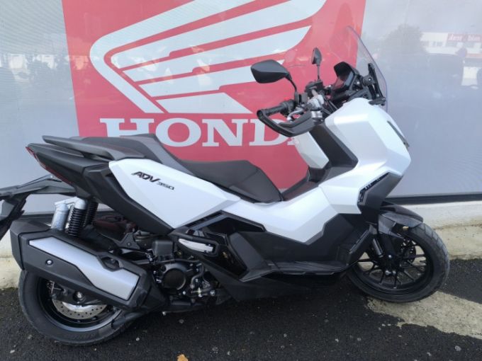 HONDA ADV 350 4