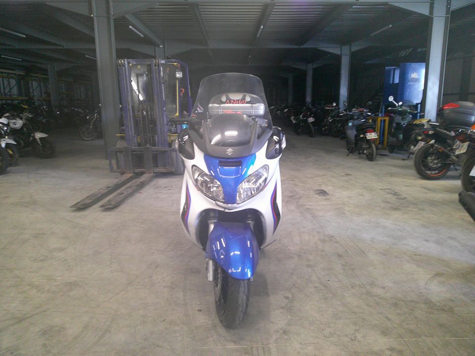 SUZUKI BURGMAN 650 4