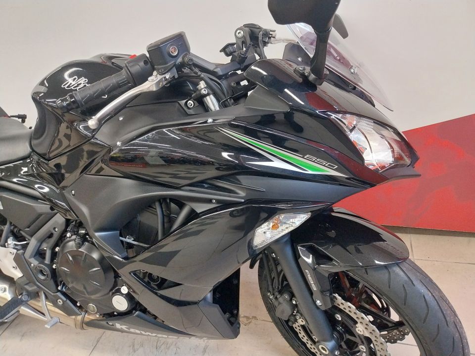 KAWASAKI NINJA 650 FULL 4