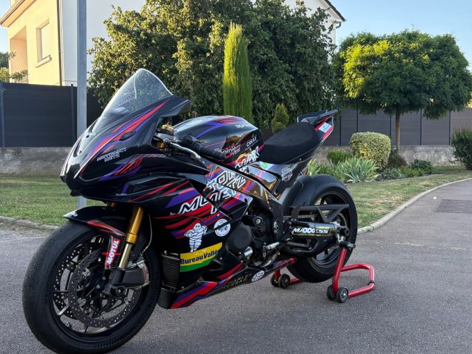 APRILIA RSV4 1100 FACTORY 4
