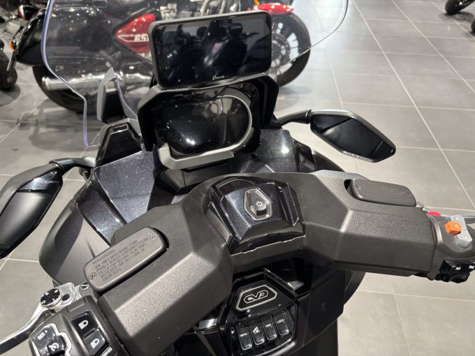 KYMCO CV3 550 4