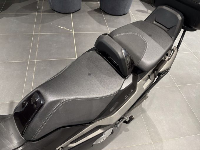 KYMCO CV3 550 4