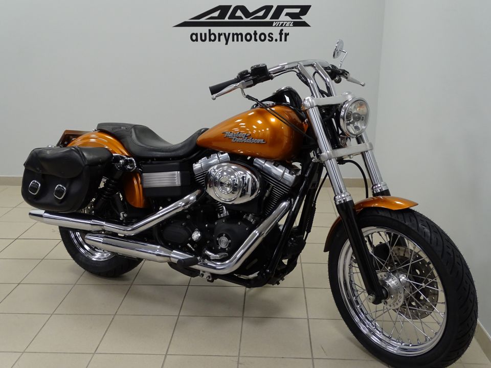 HARLEY-DAVIDSON DYNA STREET BOB 1584 4