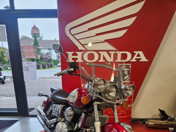 HONDA SHADOW 125 4