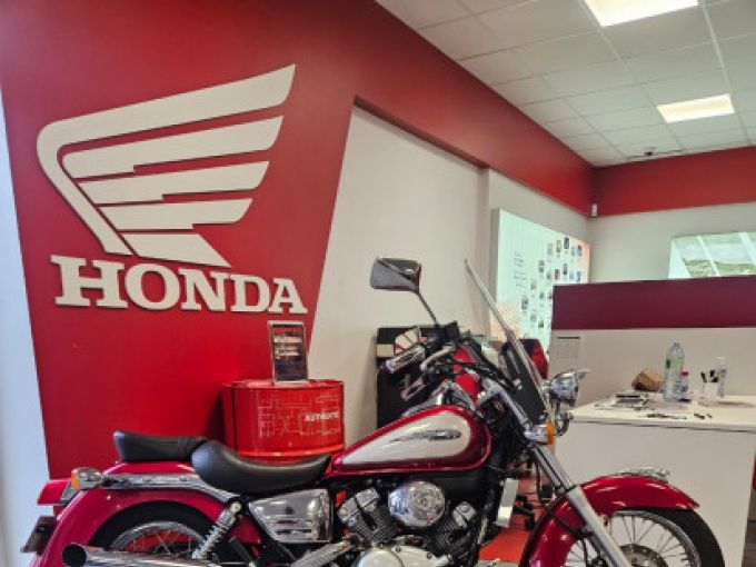 HONDA SHADOW 125 4